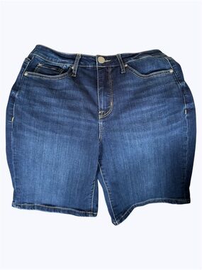 Seven7 shorts women’s size 10 blue Bermuda sunset